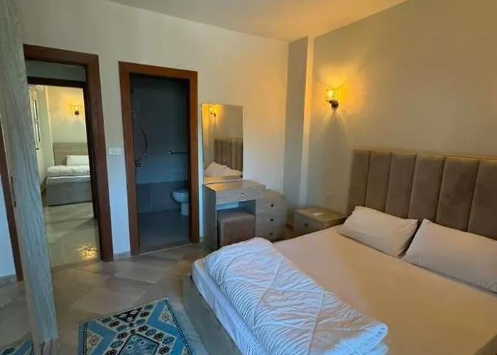 Apartment Amazing View! Access & Pool